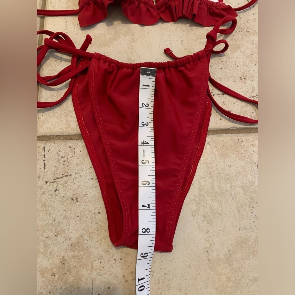 💜 Shein Red Ruffle String Bikini Set - Size Medium - Picture 6 of 7